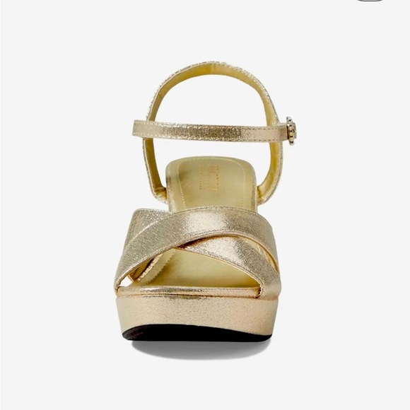 **Spring and Summer Shine!!** Steve Madden ROISEN Gold Strappy Sandals 9.5M - Picture 2 of 8